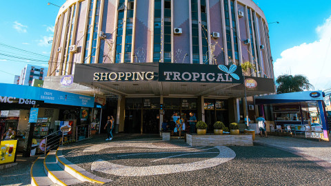 Shopping Tropical no Centro de Caldas Novas Goiás